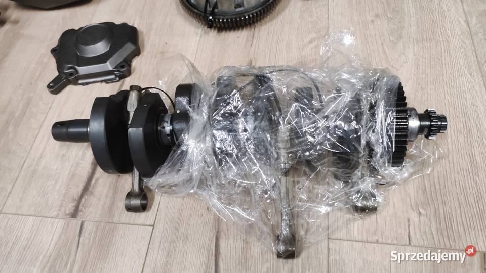 Z800 Z750 silnik na części rozrusznik pokrywa Brodnica