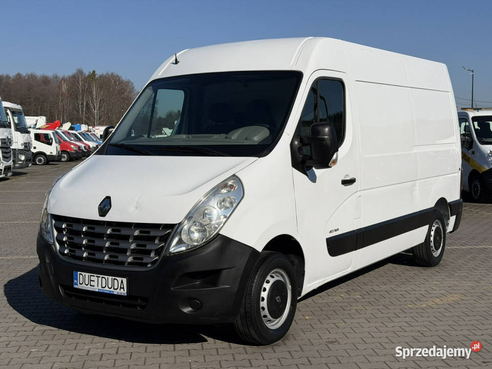 Renault Master 23 125 L2H2 Furgon Blaszak Mały furgon Widełki