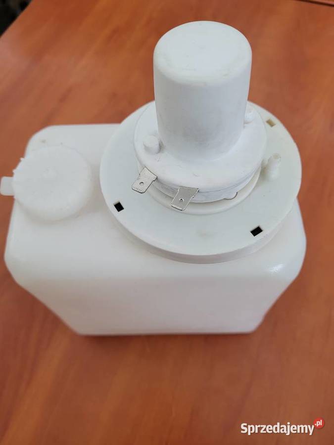 ZBIORNIK SPRYSKIWACZY MTZ ST Szczecin