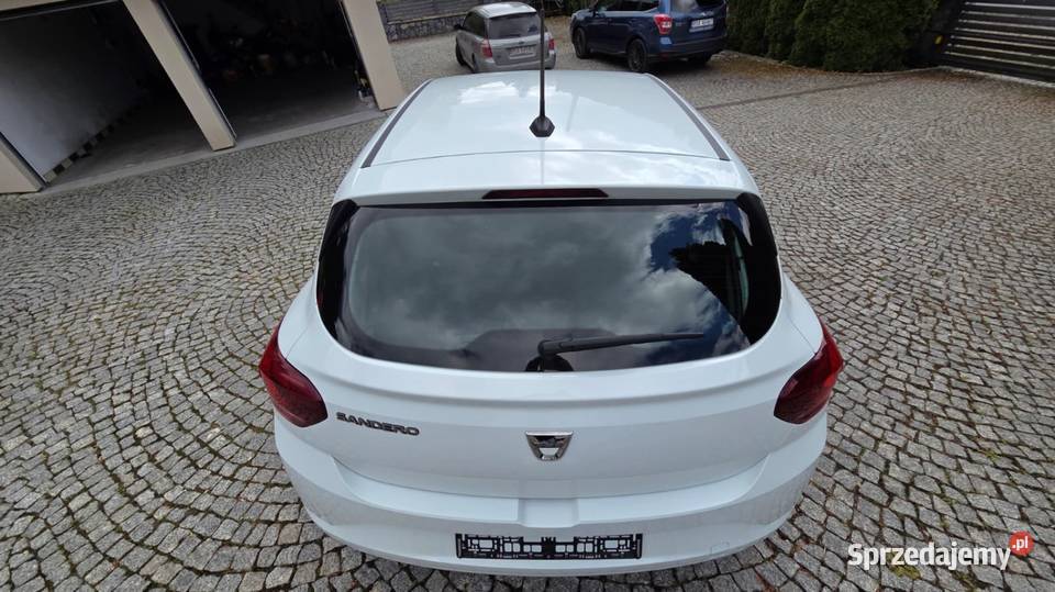 Dacia Sandero Salon ASO bezwypadkowy Sandero podkarpackie Sanok