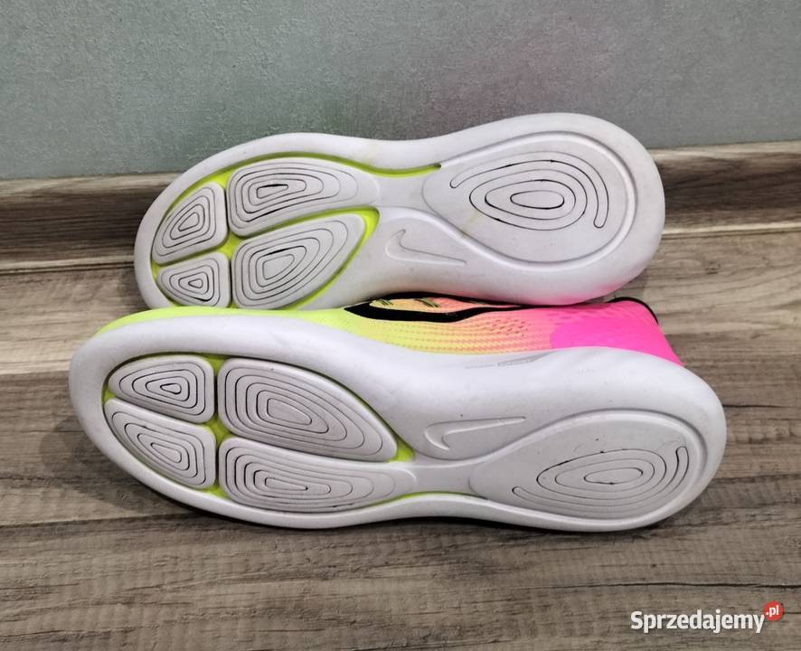 Buty Nike WMNS Lunarglide 8 Ultd 425