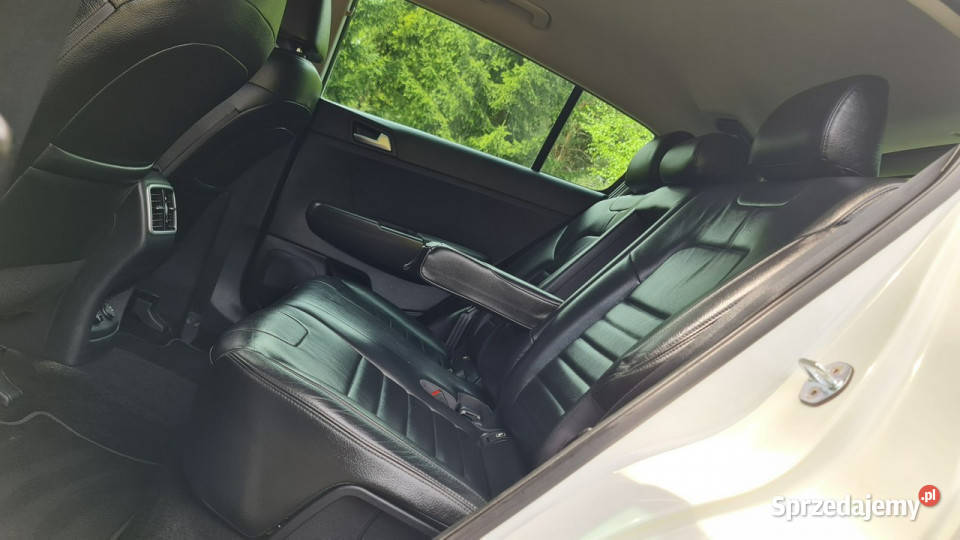 Kia Sportage 16 132 Bogate Wyposażenie Serwis do czujnik deszczu Chmielnik sprzedam