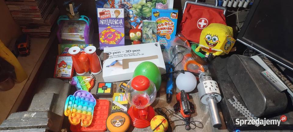 Zestaw zabawek dzieci różne