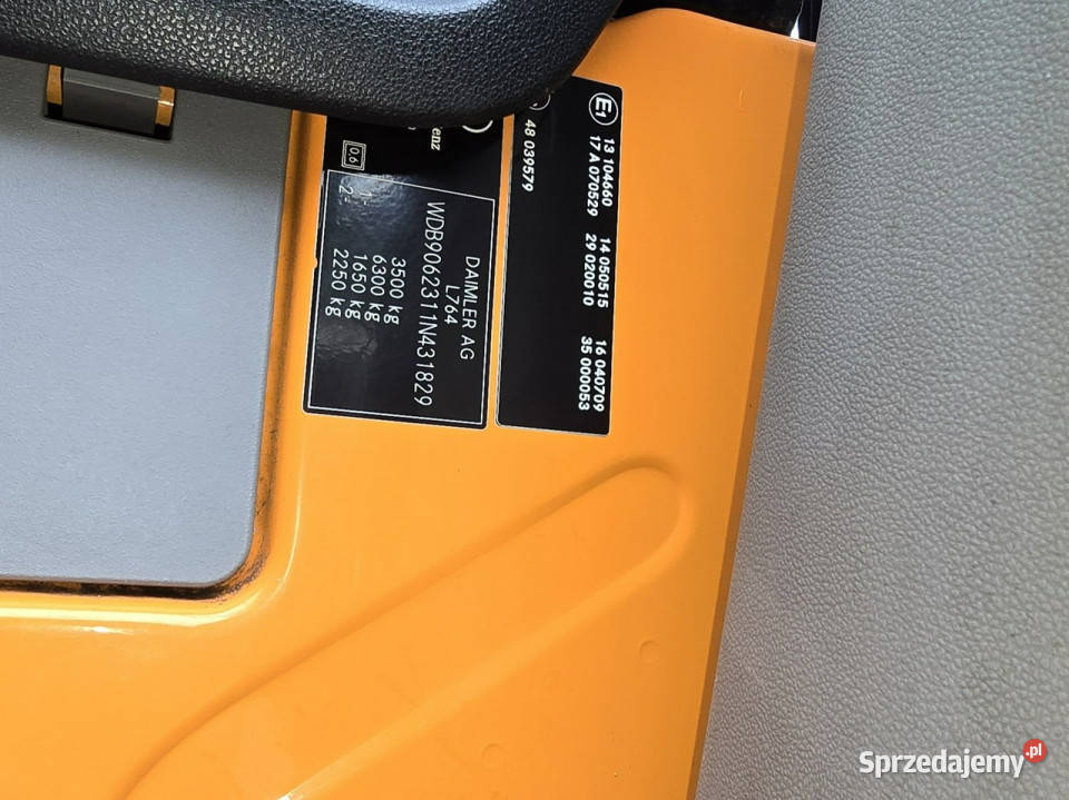 Mercedes Sprinter 22 CDi DOKA 6 osób 101 Rok produkcji 2009 Skępe