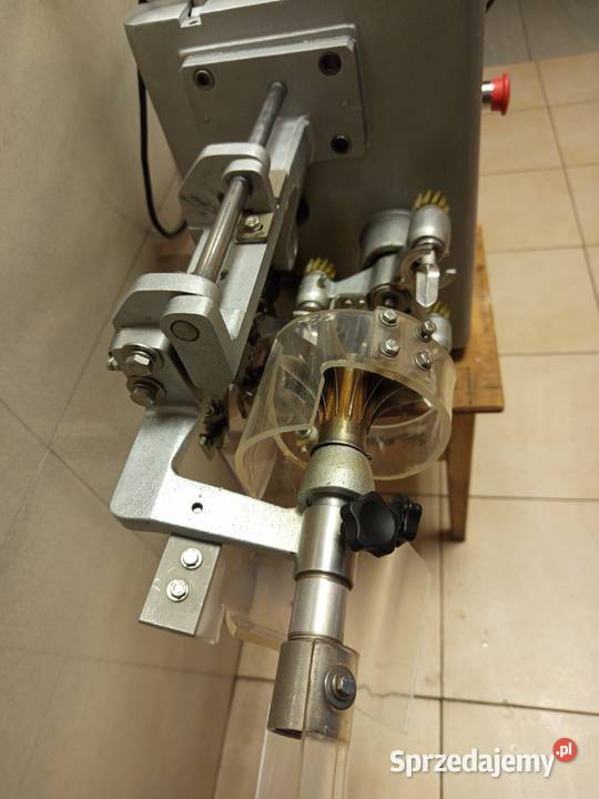 Elektryczna maszyna obieraczka do jabłek Końskie sprzedam