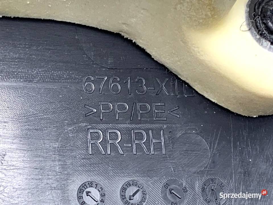 BOCZEK DRZWI PRAWY TYŁ TOYOTA CHR Crossover osobowe sprzedam