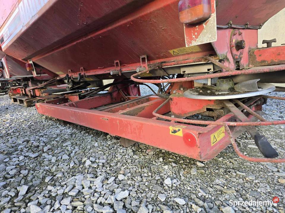 Rozsiewacz nawozu RAUCH ALPHA 1101DELTA 2000 Bolesławiec