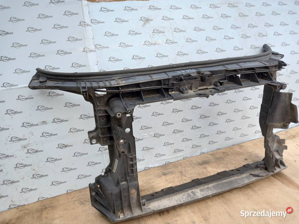 AUDI A3 8P II LIFT 10r pas przedni wzmocnienie osobowe Kielce