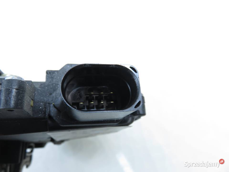 ZAMEK LEWY TYLNY AUDI A2 8Z0 osobowe