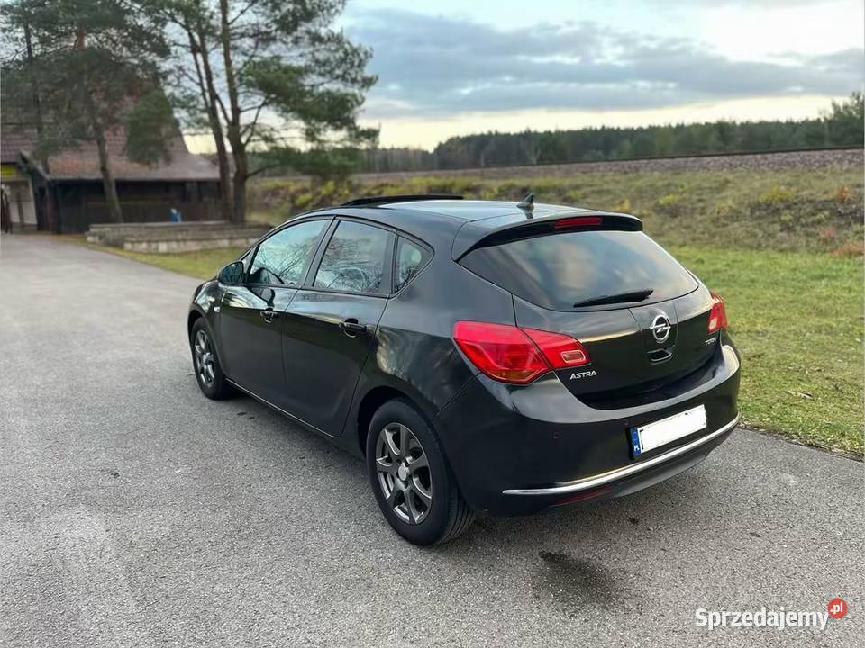 Opel Astra J 14 2013r Mielec