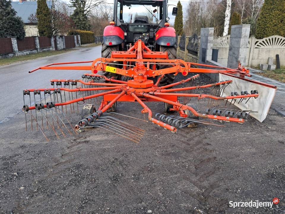 Zgrabiarka do siana KUHN na tandemie Przymiłowice