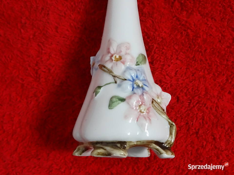 Elegancki Wazonik Vintage Ręcznie Formowane