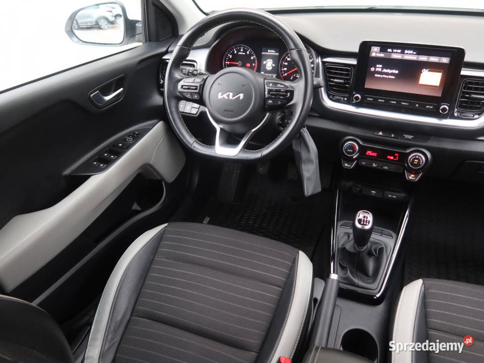 Kia Stonic 10 TGDI kamera cofania Katowice