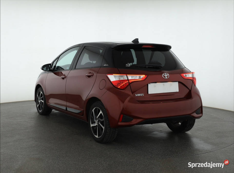 Toyota Yaris 15 Dual VVTi kamera cofania Piaseczno sprzedam