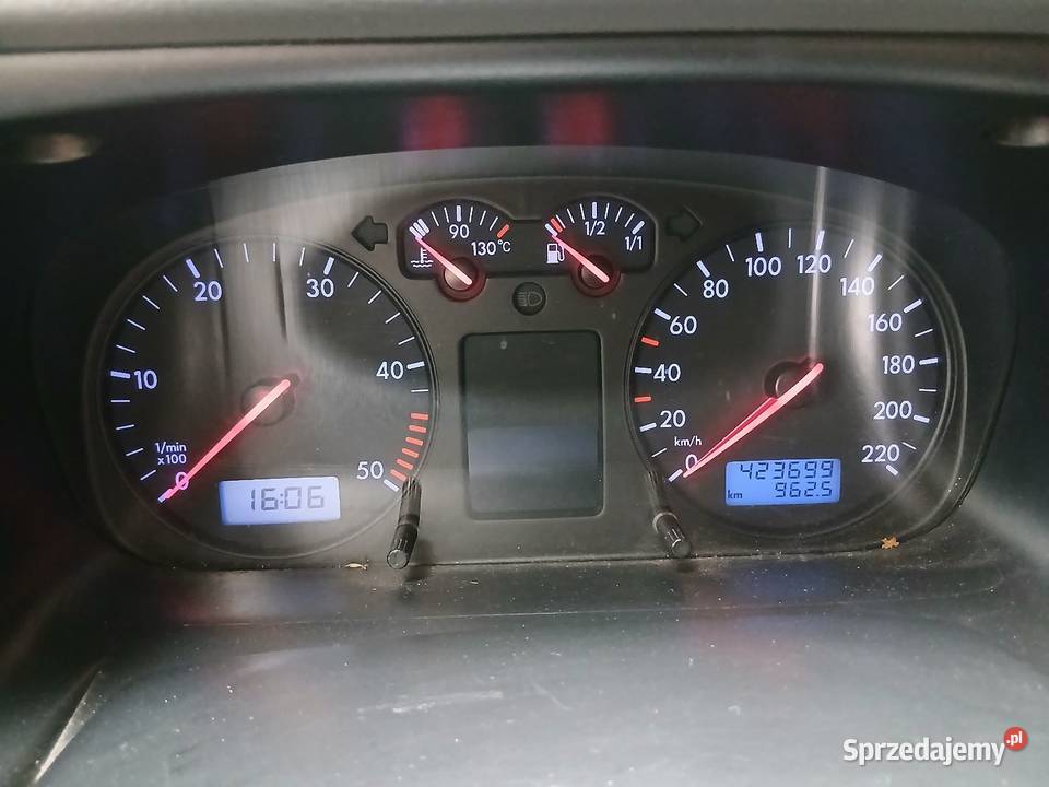 Volkswagen Multivan 25 tdi klima skory światła przeciwmgielne Multivan Suchlica sprzedam