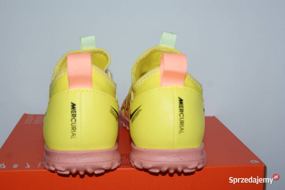 BUTY PIŁKARSKIE NIKE JR ZOOM VAPOR 15 ACADEMY TF Toruń