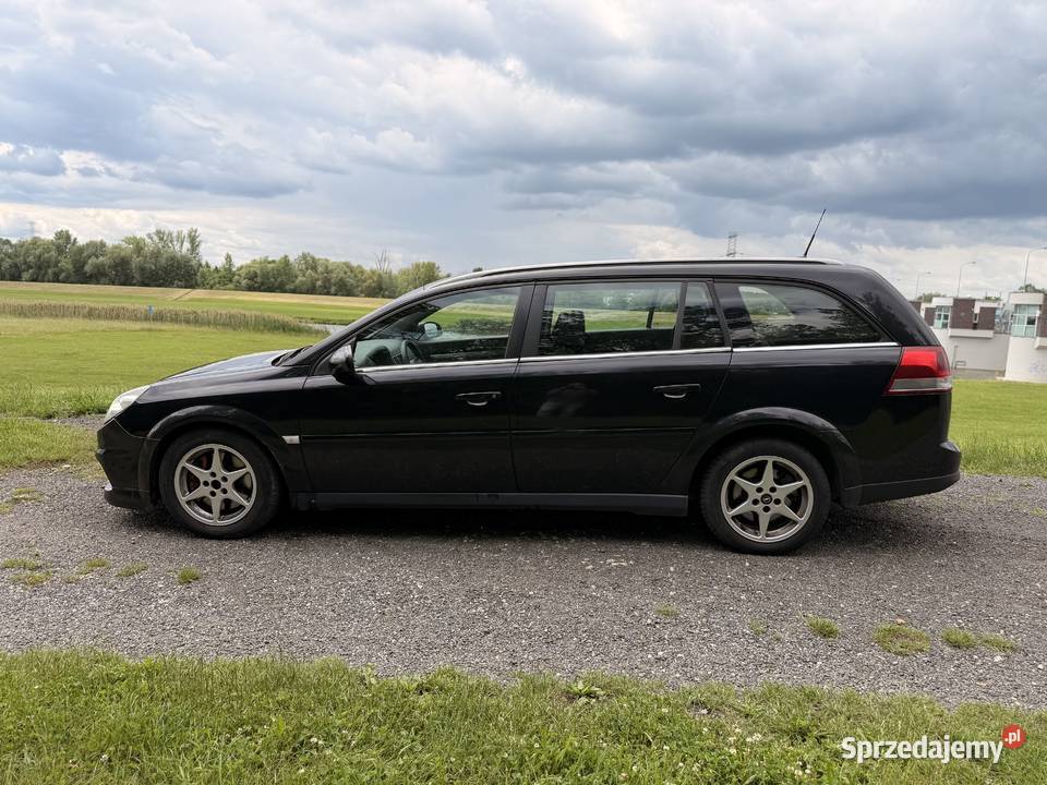 Opel Vectra Kombi 2006 30 V6 CDTI Opole
