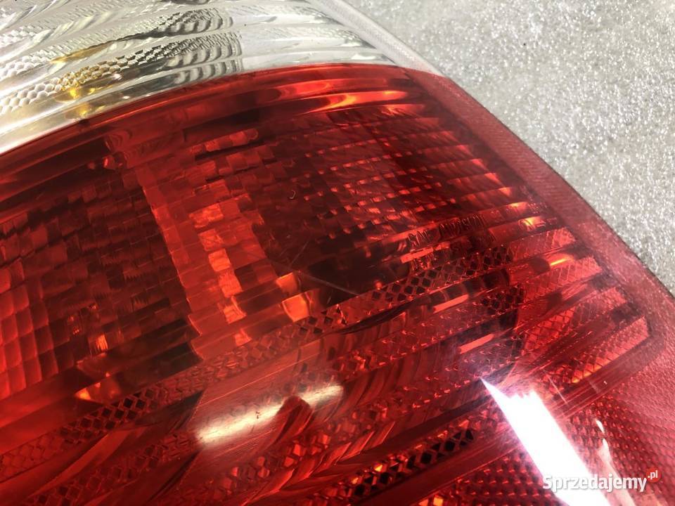 LAMPA PRAWY TYŁ 7165882 BMW E46 KOMBI osobowe Lampy cofania