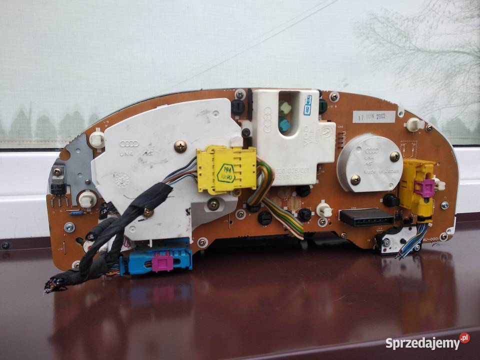 Audi 80 B3 B4 licznik zegary prędkościomierz UN4 Liczniki i zegary Sieradz