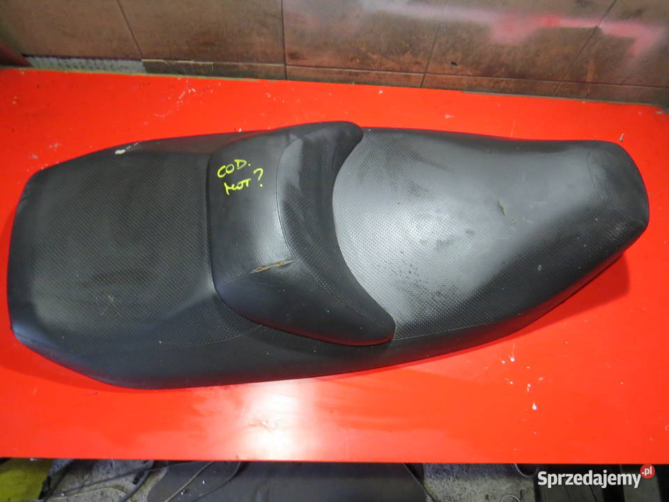 SUZUKI BURGMAN 400 K7 2008 SIEDZENIE KANAPA Siedzenia