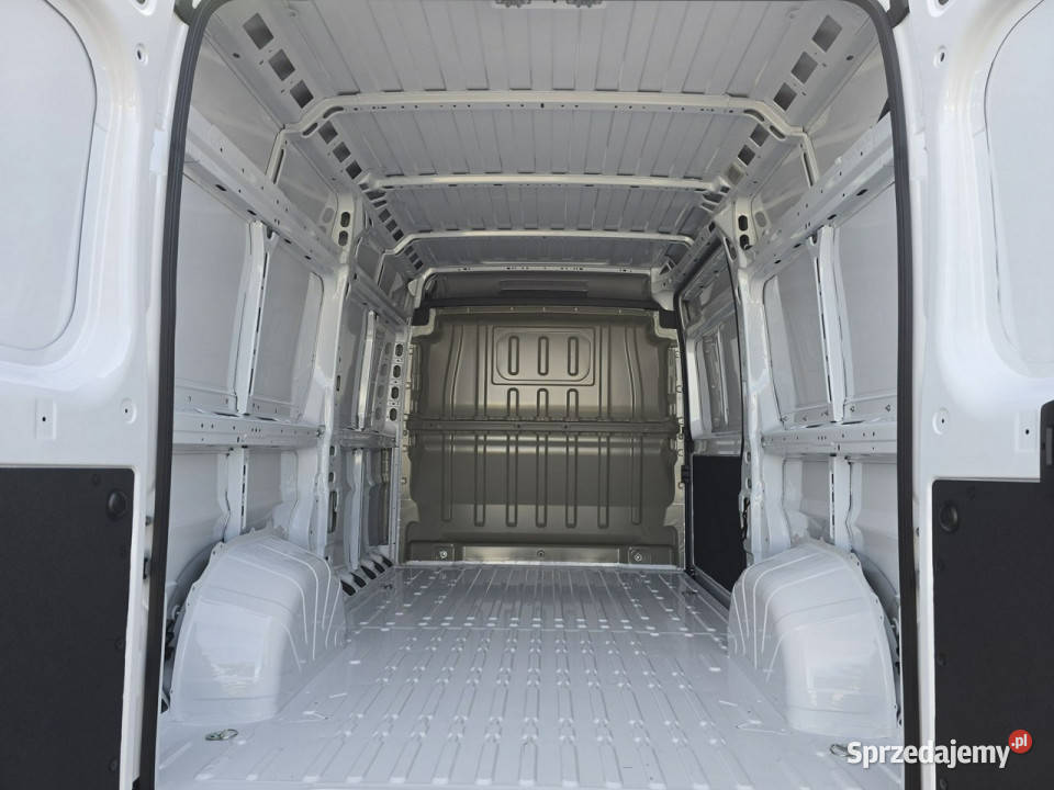 Fiat Ducato Furgon 33 L2H2 2025 22 140 115 m3 ESP Warszawa