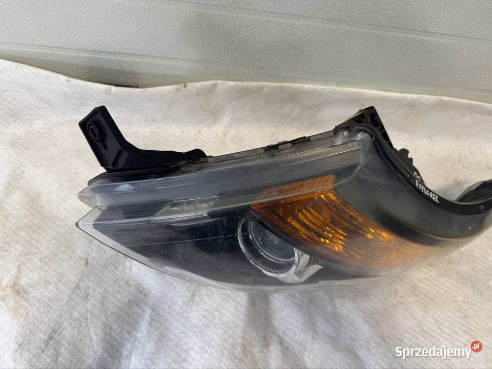 Lampa lewy przód Ford Explorer 1014 osobowe Jasienica