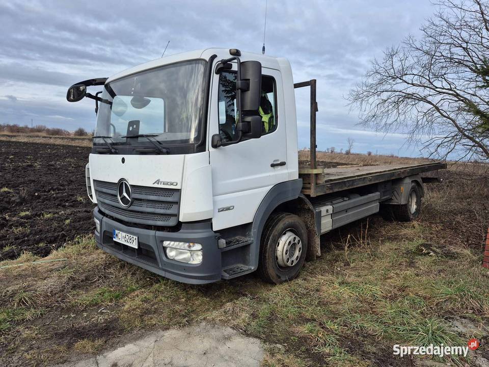 MercedesBenz Atego 1227 Rok produkcji 2001 Skrzynie Ciechanów