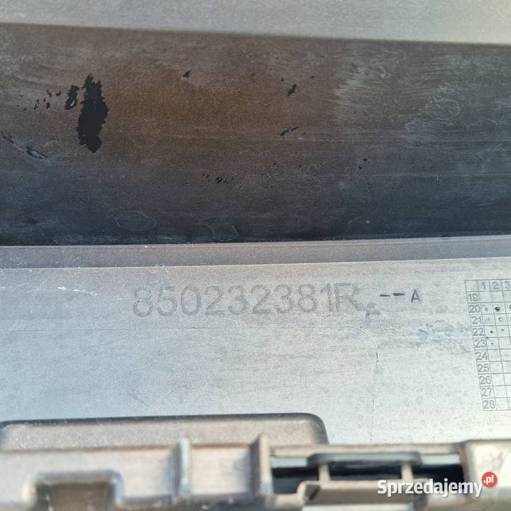 DACIA SANDERO STEPWAY ZDERZAK TYŁ 850232381 Bieleń sprzedam