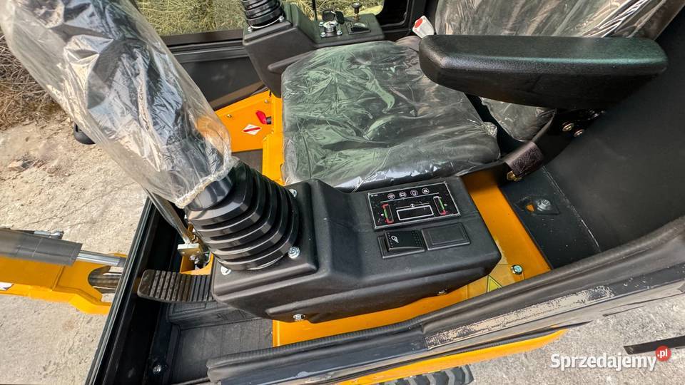 Minikoparka 16t Sylcar Kabina Skrętne ramie nie Radom