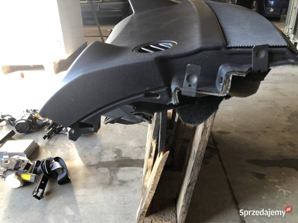 Oryginalna konsola W204 Lift 2012 Komplet Łańcut