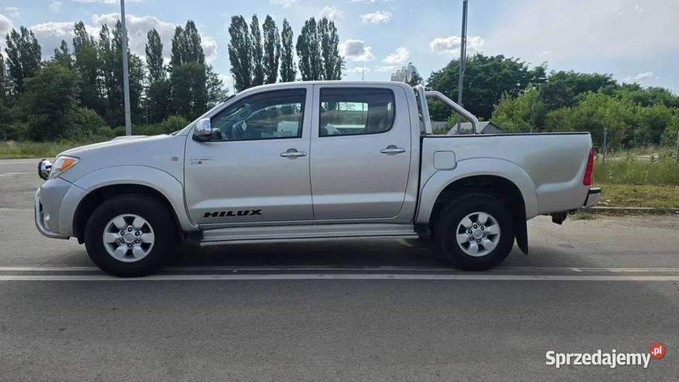 Toyota Hilux 25 D4D 120 oryginalny przebieg 2 kujawsko-pomorskie Golub-Dobrzyń
