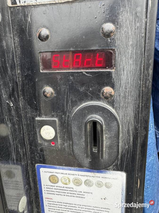 Automat vendingowy sprzedajacy puszki butelki mazowieckie Kobyłka