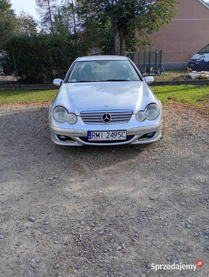 Mercedes-Benz 200