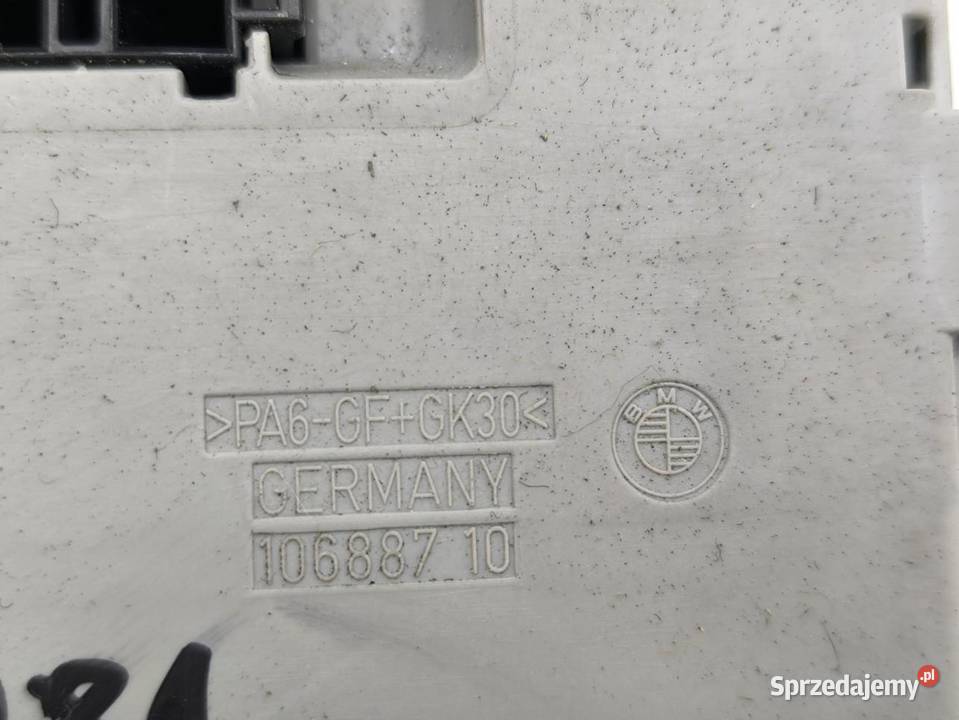 SKRZYNKA BEZPIECZNIKÓW BMW E90 20D 6906621 sprzedam