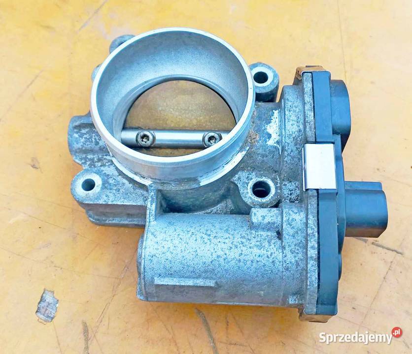 OPEL INSIGNIA 20 Turbo 220 A20NHT PRZEPUSTNICA Radom