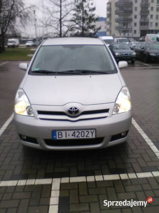 Toyota Corolla Verso Bialiki