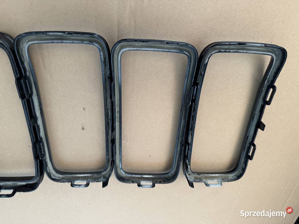 Nakładki kratki atrapy grilla Jeep Rengade Kolbuszowa Dolna