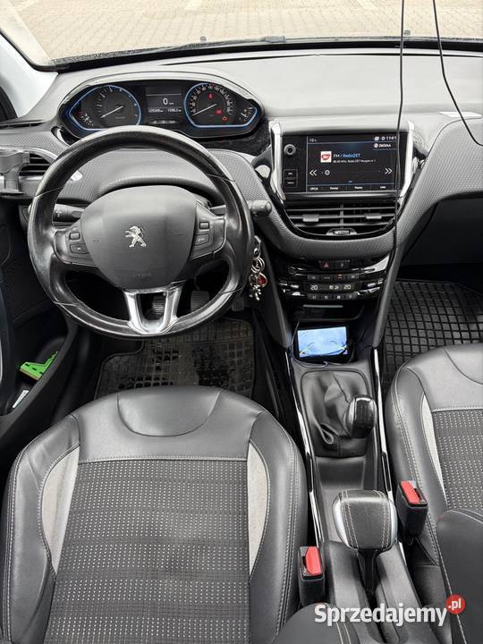 Peugeot 2008 12 Benzyna 110 2016 r SUV Bolesławiec