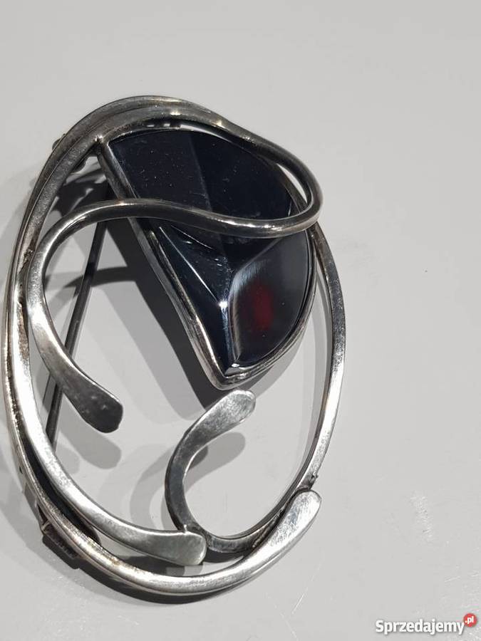 Broszka srebrna hematyt biżuteria kamień srebrne świętokrzyskie Kielce