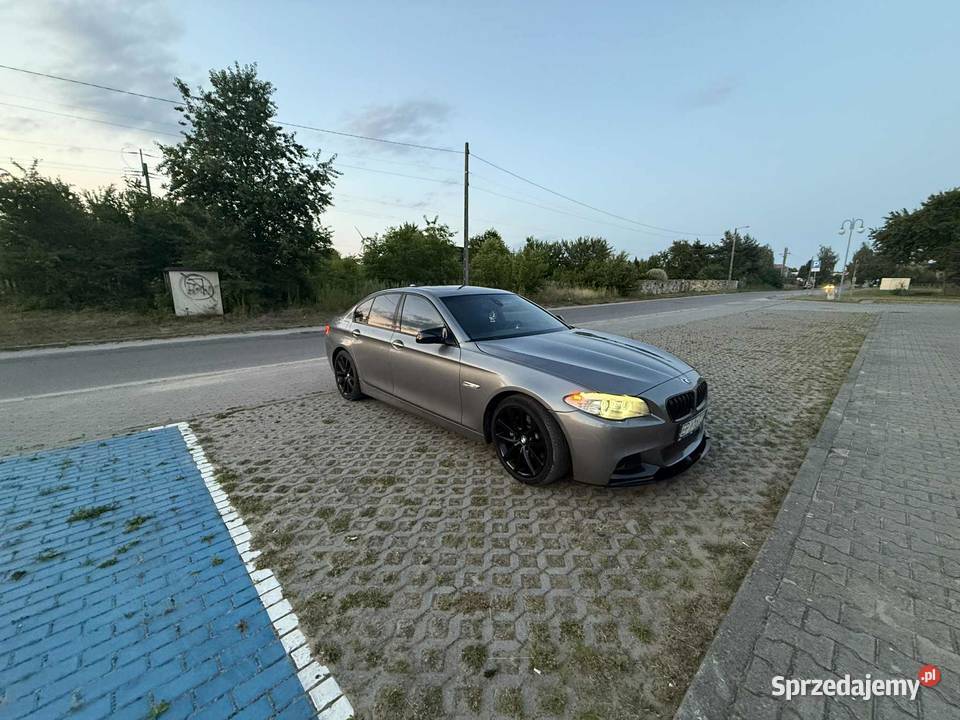 BMW F10 535i 2011 PWG RWD N55 światła do jazdy dziennej Seria 5 łódzkie Pajęczno