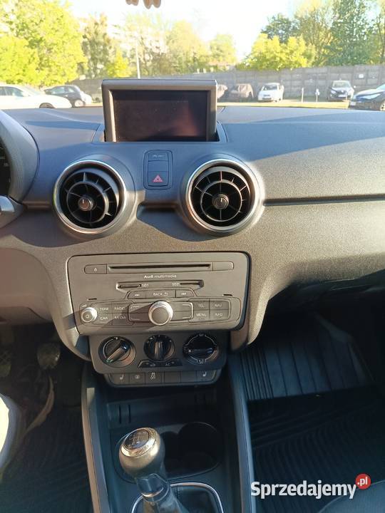AUDI A1 12 TFSI bezwypadkowe 2012r Warszawa sprzedam