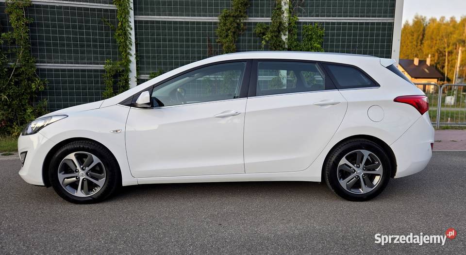 Hyundai I30 14 Benzyna 100 2017r LIFT LED Humniska