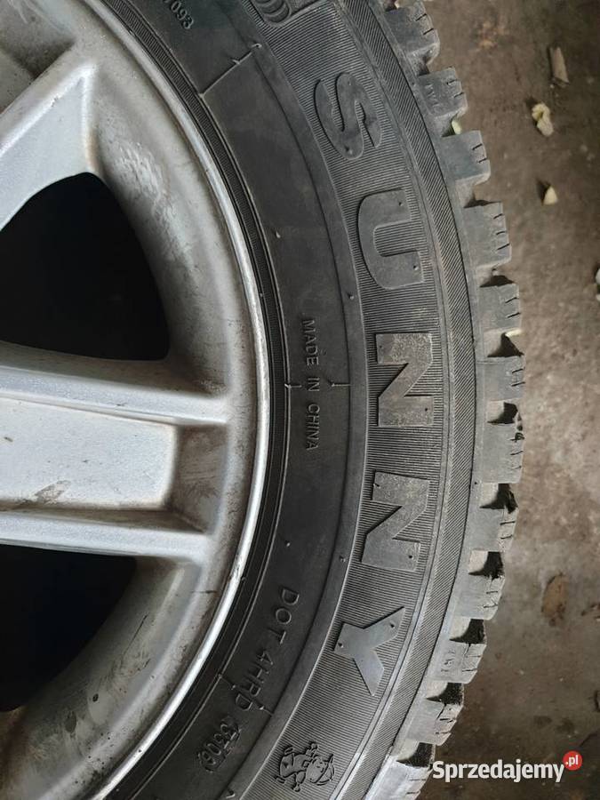 Koła z felgami aluminiowymi Renault Dacia Stryków