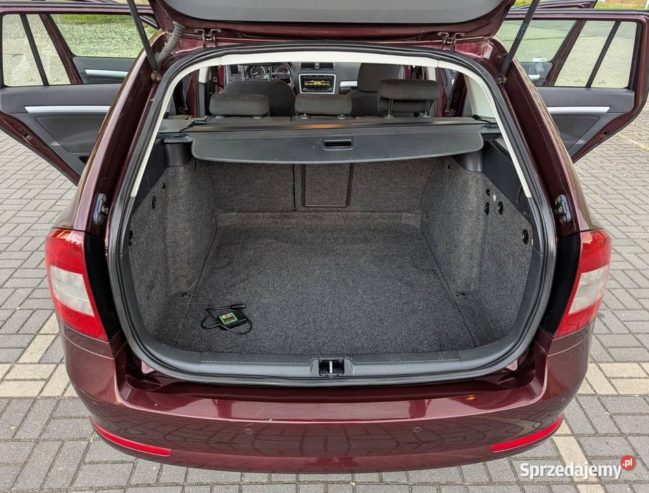 II lift zadbana sporo doinwestowana krajowa Octavia Racibórz