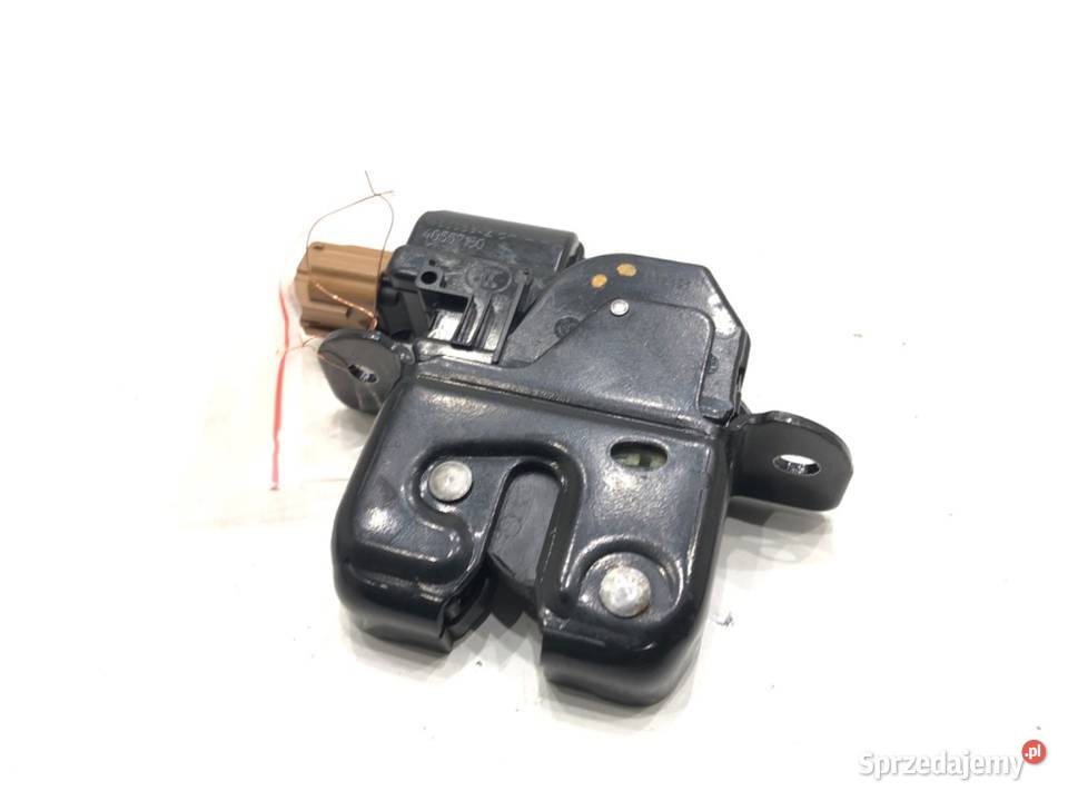 ZAMEK KLAPY TYŁ RENAULT CAPTUR I Crossover podkarpackie