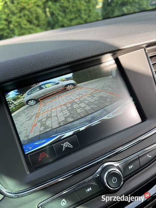 Opel Astra K Sports Tourer 14 Turbo 2017 Serwis światła do jazdy dziennej Opel Konin