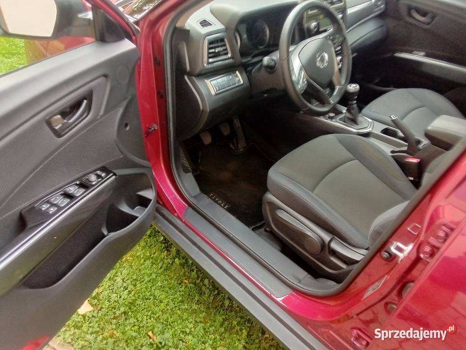 TiVOLI 4x4 1 właściciel 16 000 przebiegu 163KM