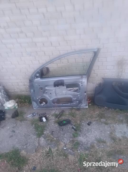 Corsa C drzwi prawe przód Zdziechowice