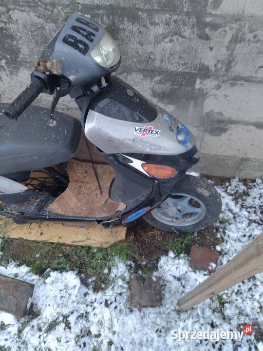 Sprzedam części i ramę skutera 4t zarejestrowana Lublin