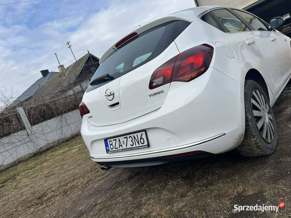 Opel Astra J 14t 2013 Rok produkcji 2013 podlaskie Zambrów